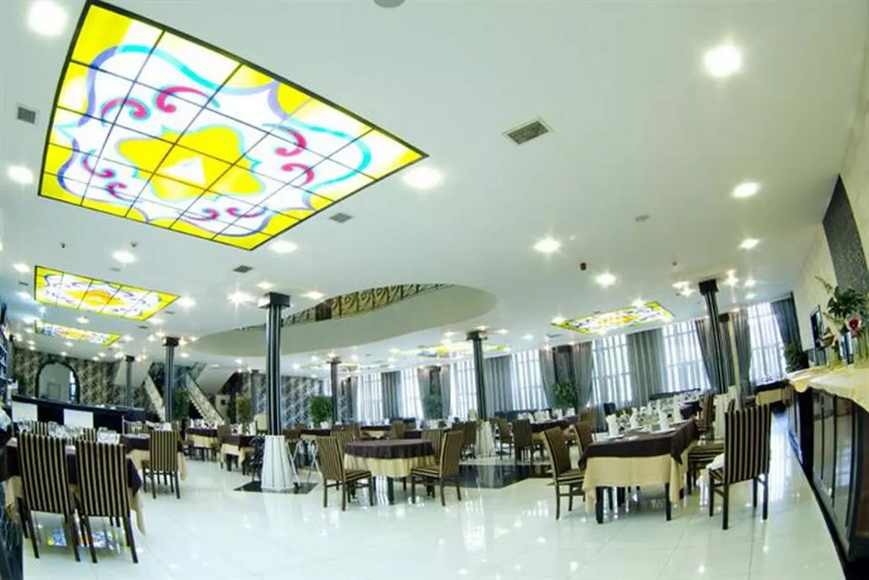 AMBASSADOR_SHABAVIZ (18).jpg